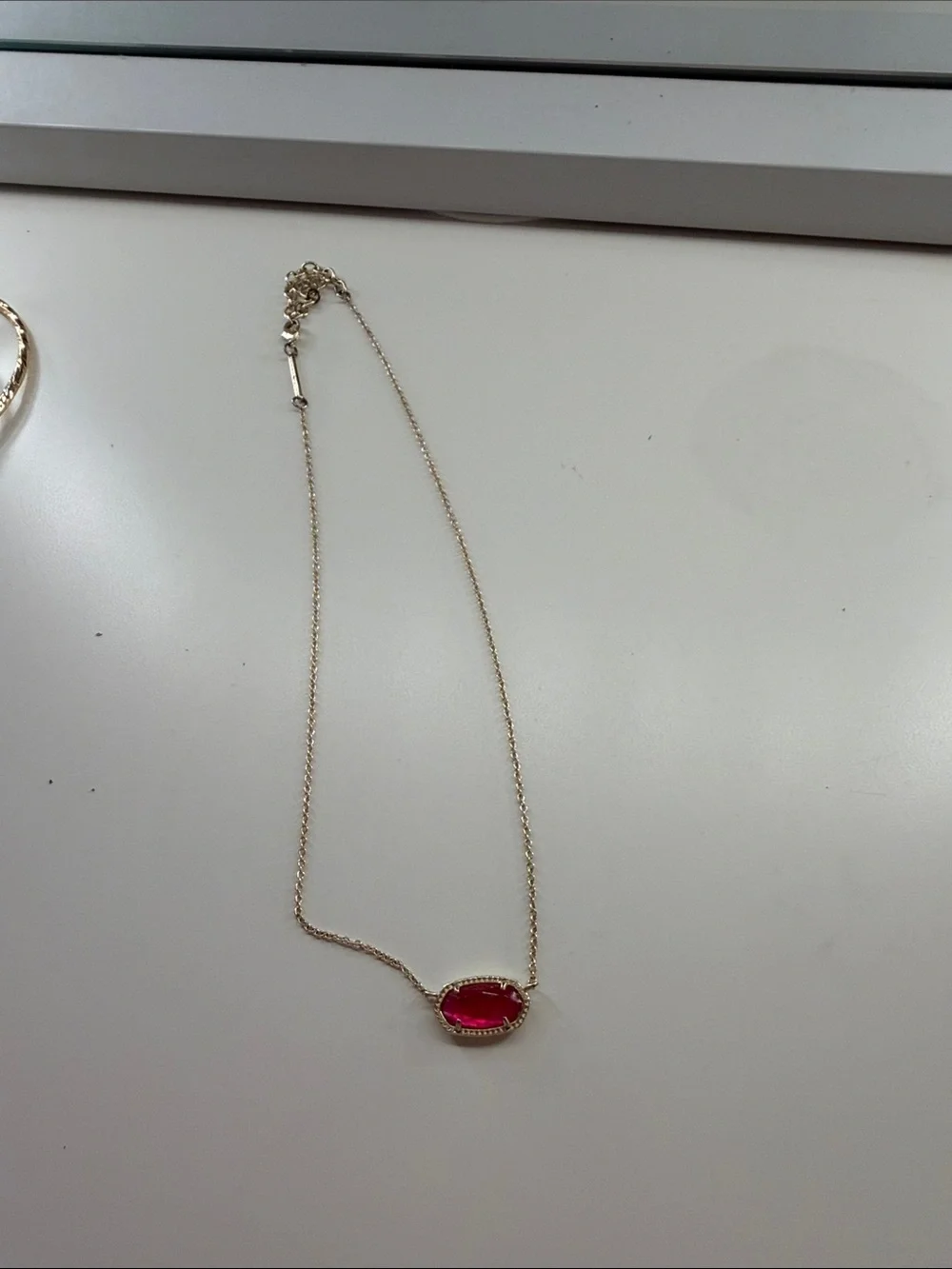 Kendra Scott Gold Chain Necklace with Pink Oval Pendant